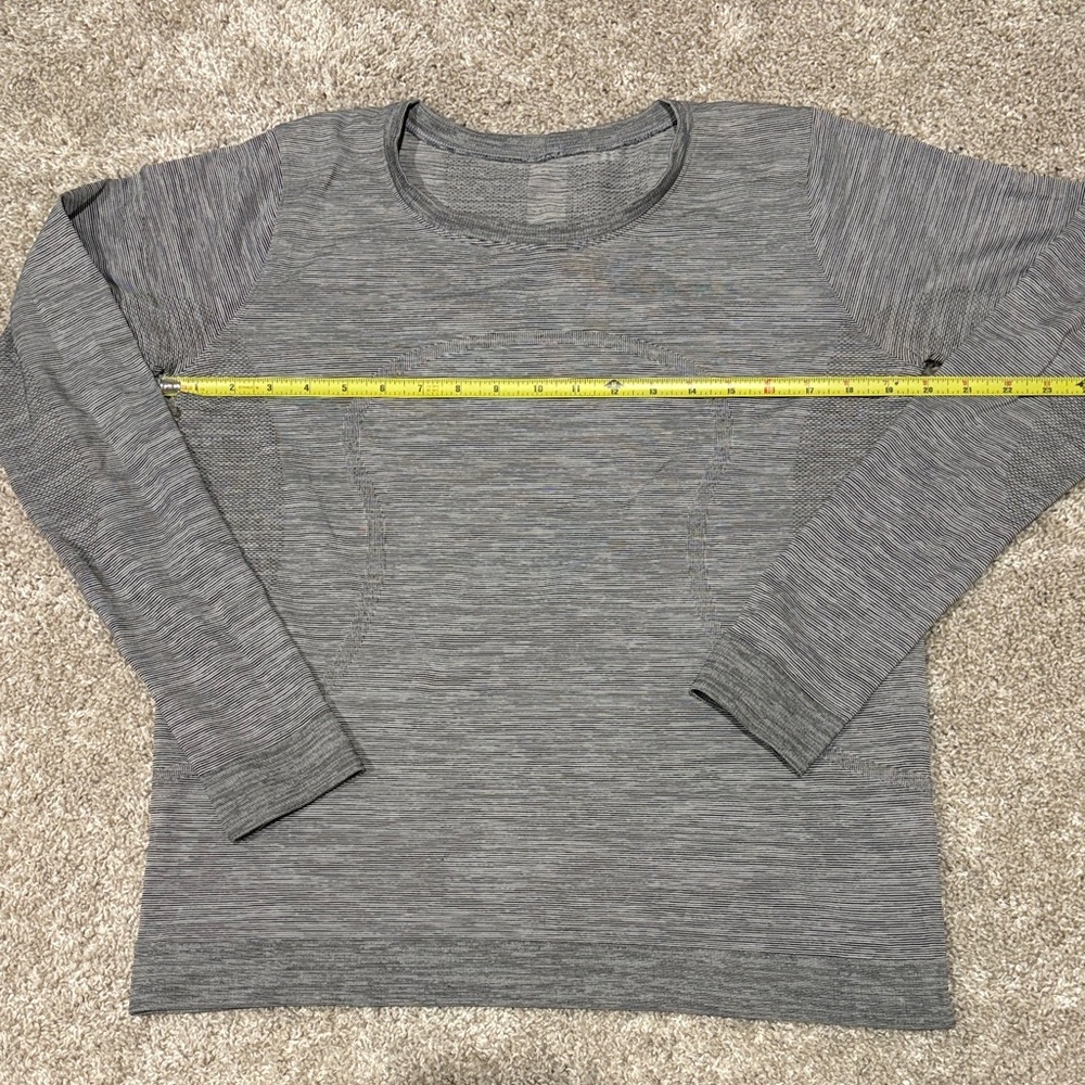 lululemon relaxed swiftly long sleeve tee